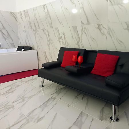 Jacuzzi Suite King Marsala Exterior foto